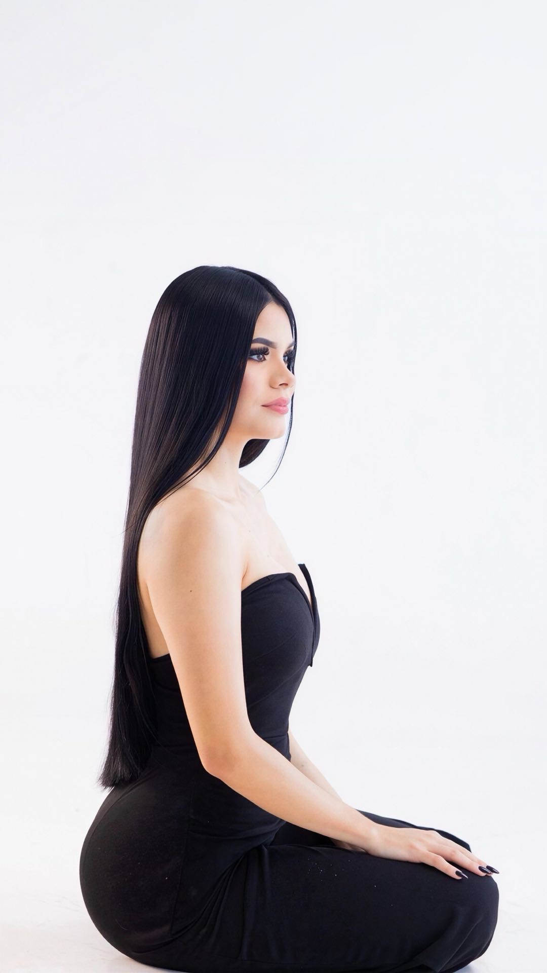 Aranza on PandaChat — one of the people you can call
