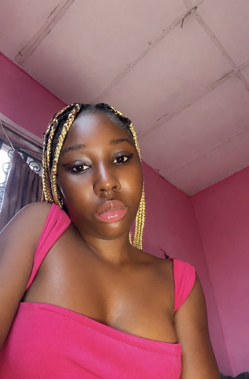 Beatrix on PandaChat — someone you could meet on Panda Video Chat